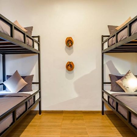 Aura Dormitory House Ubud Exterior foto